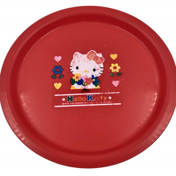 Vintage 94 96 Hello Kitty Sanrio Set 2 Red Pink Plastic Plates 2 Red Cups 1 Fork - Picture 2 of 12